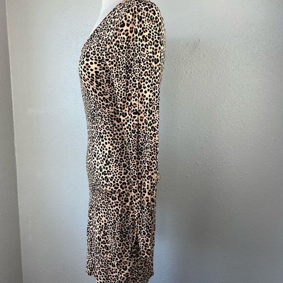 EUC Divided by H&M Leopard Long Sleeve Mini/Midi Dress Size 8 - Picture 3 of 5